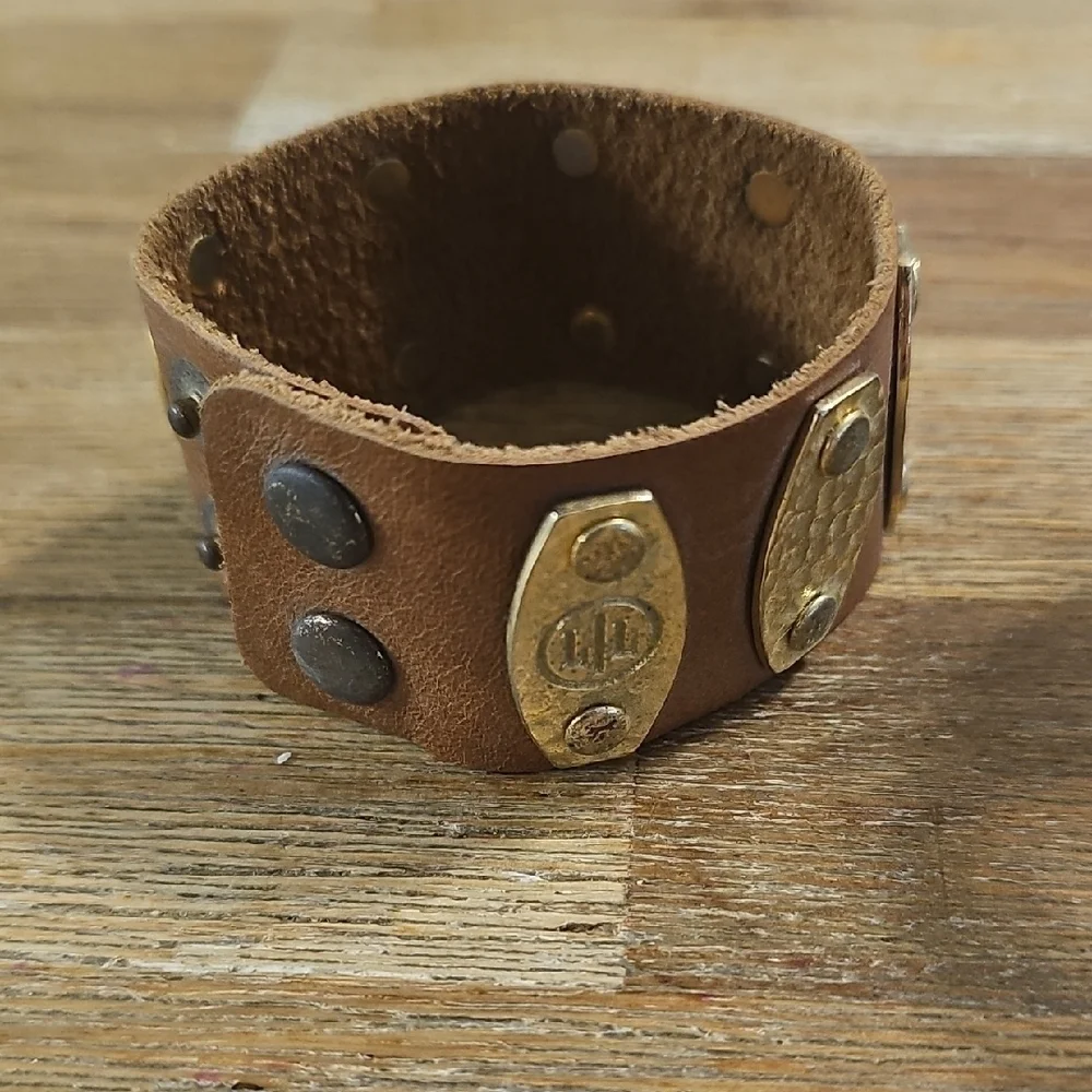 Brown Leather Bracelet with Gold Accents, Men, Unisex